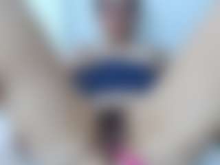 Live cam show with samantrak-love - Curvy Middle Aged on SpunkLive