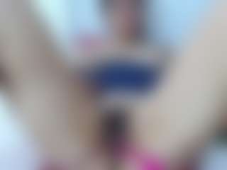 samantrak-love's Live Sex Cam Show