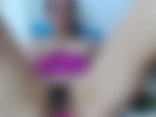 samantrak-love's Live Sex Cam Show