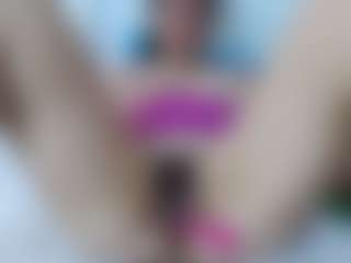 Live cam show with samantrak-love - Big Nipples on PervPlay.com