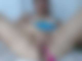 Live cam show with samantrak-love - Mature on liverealitysex.com