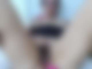 Live cam show with samantrak-love - Big Nipples on SpunkLive