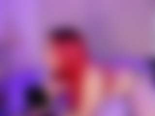 Live cam show with EmmaSwift - Horny on justonemore.cc