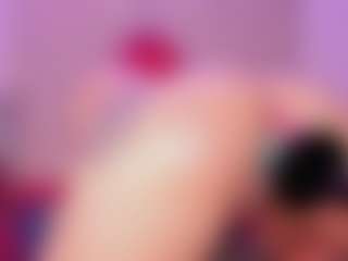 EmmaSwift's Live Sex Cam Show