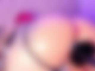 EmmaSwift's Live Sex Cam Show