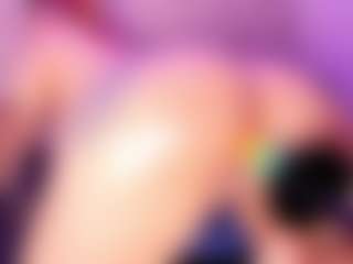 Live cam show with EmmaSwift - Control on SpankPalCams