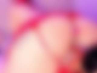 Live cam show with EmmaSwift - Curvy Toys on SxyPornLive