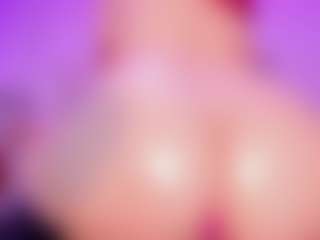 EmmaSwift's Live Sex Cam Show