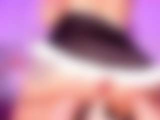 EmmaSwift's Live Sex Cam Show