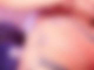 Live cam show with EmmaSwift - Squirt on Milfs Live