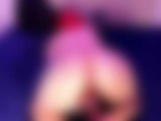 Live cam show with EmmaSwift - Twerk Latina on SmokeAndPoke | colombia