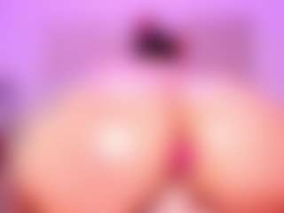 EmmaSwift's Live Sex Cam Show