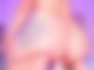 EmmaSwift's Live Sex Cam Show