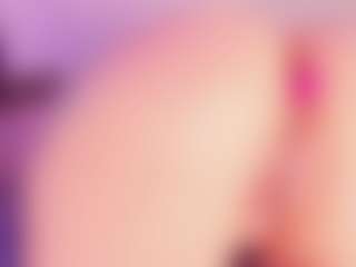 Live cam show with EmmaSwift - Nipple Piercings on Camsoda
