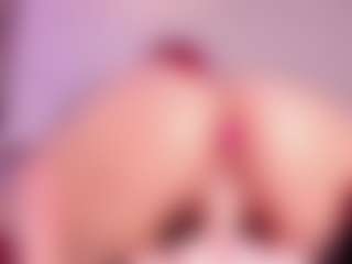 EmmaSwift's Live Sex Cam Show