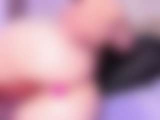 EmmaSwift's Live Sex Cam Show