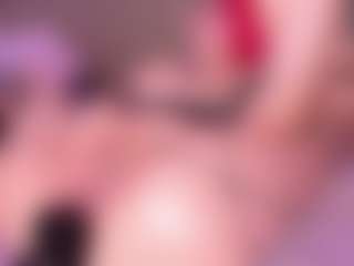 Live cam show with EmmaSwift - Latina Teen (18+) on SxyPornLive | colombia