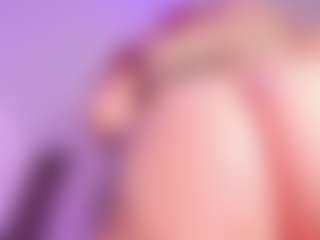Live cam show with EmmaSwift - Teen (18+) on infinitiblacc.com