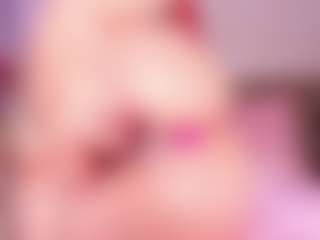 Live cam show with EmmaSwift - BBW Teen (18+) on galaxygirlnitro.com