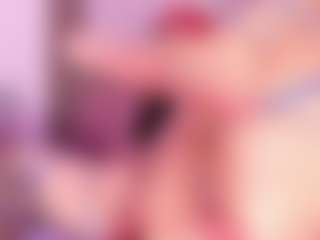 EmmaSwift's Live Sex Cam Show
