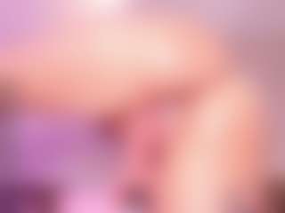 Live cam show with EmmaSwift - Anal Curvy on Cam Slut