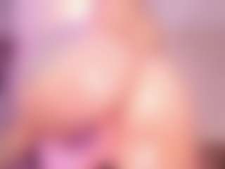 EmmaSwift's Live Sex Cam Show