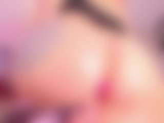 EmmaSwift's Live Sex Cam Show