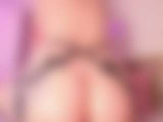 EmmaSwift's Live Sex Cam Show