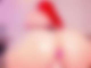 Live cam show with EmmaSwift - Dildo Or Vibrator on Camsoda