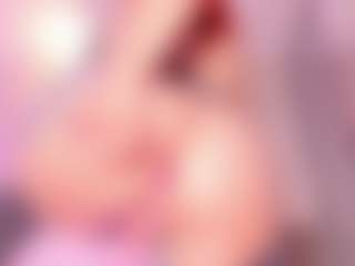 Live cam show with EmmaSwift - Anal on CamClone