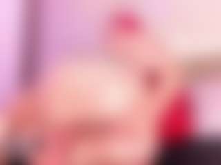 Live cam show with EmmaSwift - Amateur on Camsoda