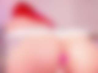 Live cam show with EmmaSwift - Brown Eyes Red Hair on instabang