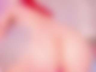 Live cam show with EmmaSwift - Red Hair Shaved Pussy on TastyBlacksLive