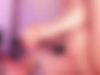 EmmaSwift's Live Sex Cam Show