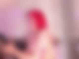 Live cam show with EmmaSwift - Red Hair Squirt on Camsoda