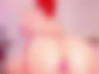 Live cam show with EmmaSwift - Gamer Athletic on Latina Girls