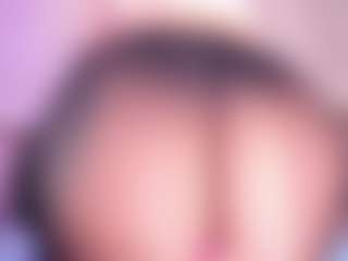 Live cam show with EmmaSwift - Brown Eyes Red Hair on Camsoda