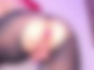 EmmaSwift's Live Sex Cam Show