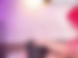 Live cam show with EmmaSwift - Bedroom on Camsoda