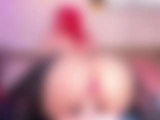 Live cam show with EmmaSwift - BBW on dropp.cam