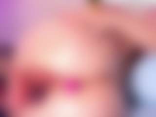 EmmaSwift's Live Sex Cam Show
