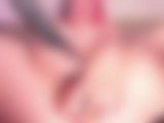 Live cam show with EmmaSwift - Facial Piercings on Camsoda