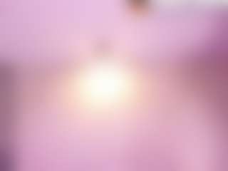 Live cam show with EmmaSwift - Teen (18+) on justonemore.cc