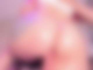 Live cam show with EmmaSwift - Dirty Talk on CamwithHer