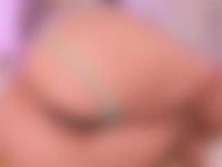 ohyesly's Live Sex Cam Show
