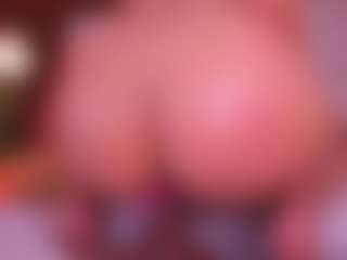 Live cam show with Victoria - Bedroom on nudelive.tv