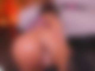 Live cam show with Victoria - Bedroom Blonde Hair on Hubzter Live
