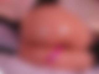 Live cam show with Victoria - Blonde Hair Amateur on Camsoda
