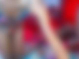 Kelsey-gold-bitch's Live Sex Cam Show