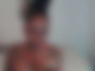 Kelsey-gold-bitch's Live Sex Cam Show